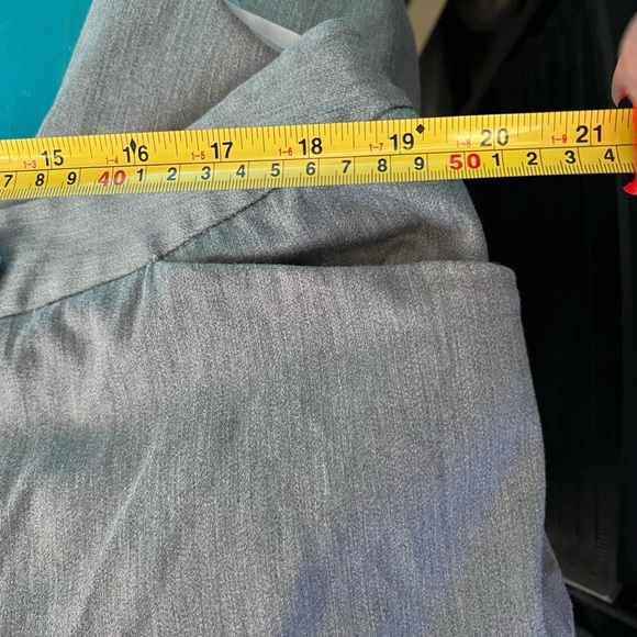 Jones New York women’s plus size grey pants. Size 18W - Picture 7 of 10